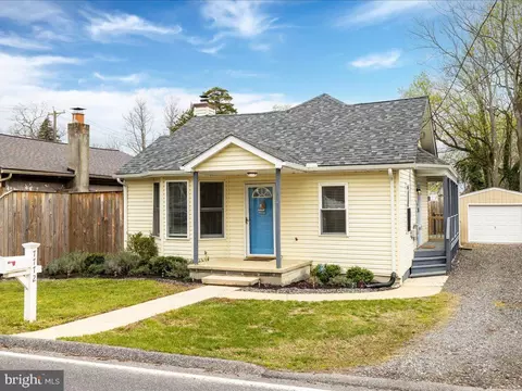Exterior - 7772 Outing Ave, Pasadena, MD 21122 photo 3 of 10