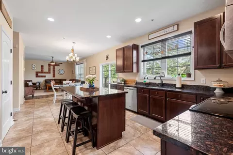 Kitchen - 141 North Dr, Pasadena, MD 21122 photo 1 of 3