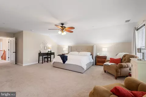 Bedroom - 141 North Dr, Pasadena, MD 21122 photo 1 of 18