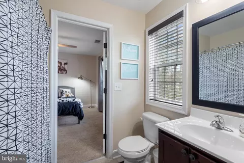 Bath - 141 North Dr, Pasadena, MD 21122 photo 6 of 8