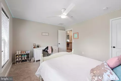 Bedroom - 141 North Dr, Pasadena, MD 21122 photo 8 of 18