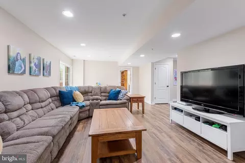 Living - 141 North Dr, Pasadena, MD 21122 photo 3 of 3