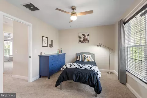 Bedroom - 141 North Dr, Pasadena, MD 21122 photo 12 of 18