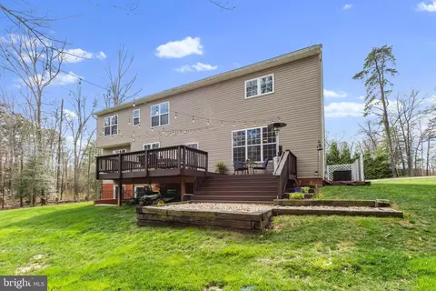 Exterior - 141 North Dr, Pasadena, MD 21122 photo 9 of 20