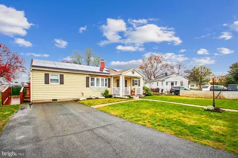 8 Mohawk Ave, Glen Burnie, MD 21061