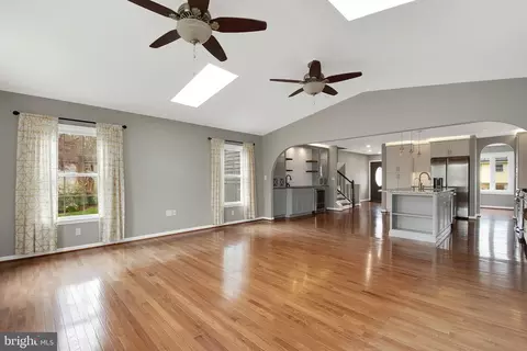 Living - 3033 Pike Dr, Riva, MD 21140 photo 6 of 6