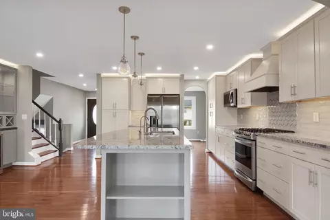 Kitchen - 3033 Pike Dr, Riva, MD 21140 photo 4 of 5