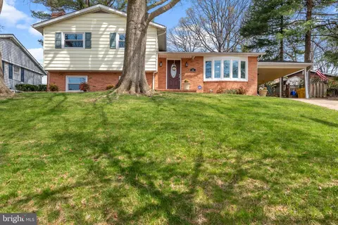 116 Kingbrook Rd, Linthicum Heights, MD 21090