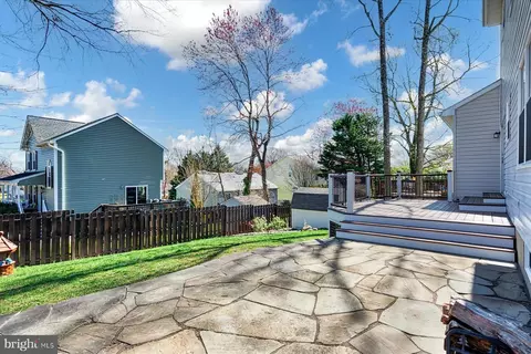 Exterior - 3651 6th Ave, Edgewater, MD 21037 photo 3 of 6