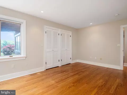 Bedroom - 823 Coachway, Annapolis, MD 21401 photo 1 of 3