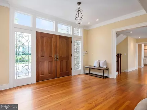 Entry Way - 823 Coachway, Annapolis, MD 21401 photo 1 of 3