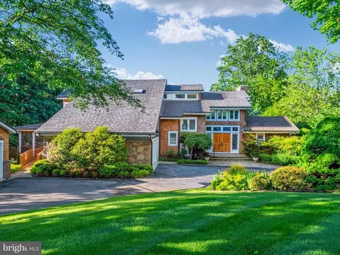 Exterior - 823 Coachway, Annapolis, MD 21401 photo 2 of 22