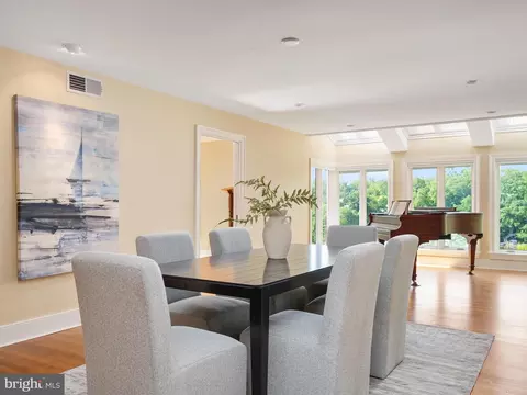 Dining - 823 Coachway, Annapolis, MD 21401 photo 2 of 4