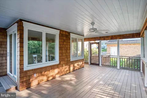 Exterior - 823 Coachway, Annapolis, MD 21401 photo 19 of 22
