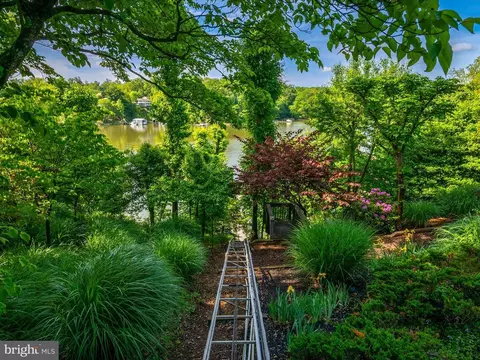 View/Area - 823 Coachway, Annapolis, MD 21401 photo 13 of 14