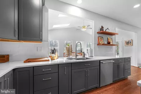 Kitchen - 2103 Jolie Pl, Crofton, MD 21114 photo 3 of 7