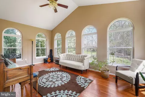 Living - 2103 Jolie Pl, Crofton, MD 21114 photo 6 of 9