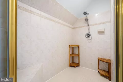 Bath - 2103 Jolie Pl, Crofton, MD 21114 photo 6 of 7
