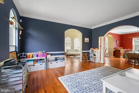 Living - 2103 Jolie Pl, Crofton, MD 21114 photo 7 of 9