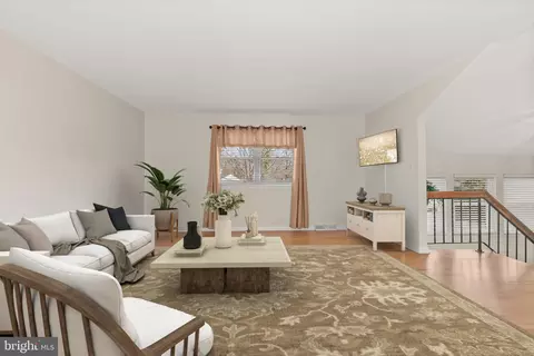 Living - 554 Cardinal Dr, Pasadena, MD 21122 photo 6 of 10