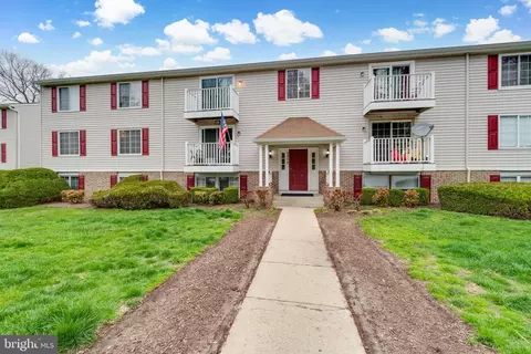 8048 L Abbey Ct #L, Pasadena, MD 21122