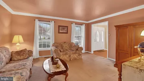 Living - Undisclosed, Crofton, MD 21114 photo 5 of 9