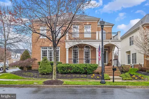 708 Coybay Dr, Annapolis, MD 21401