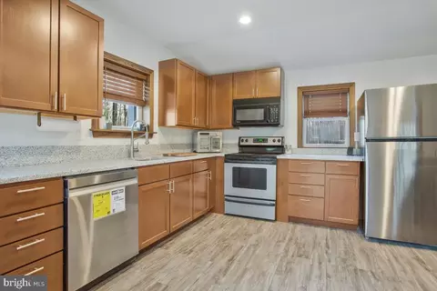 Kitchen - 4924 Kellam Rd, Shady Side, MD 20764 photo 1 of 7