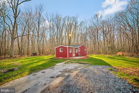 Exterior - 4924 Kellam Rd, Shady Side, MD 20764 photo 2 of 9
