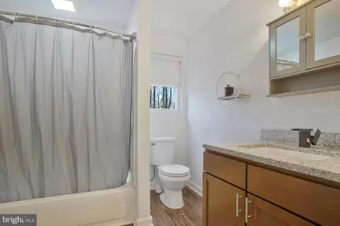 Bath - 4924 Kellam Rd, Shady Side, MD 20764 photo 1 of 2