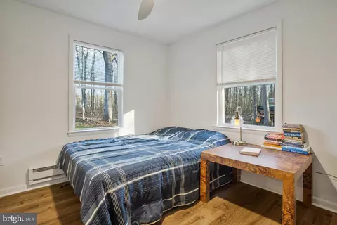 Bedroom - 4924 Kellam Rd, Shady Side, MD 20764 photo 4 of 5