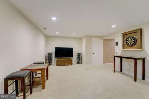 Living - 3531 Brickwall Ln, Pasadena, MD 21122 photo 3 of 3