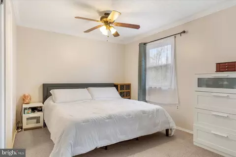 Bedroom - 64 Bar Harbor Rd, Pasadena, MD 21122 photo 1 of 8
