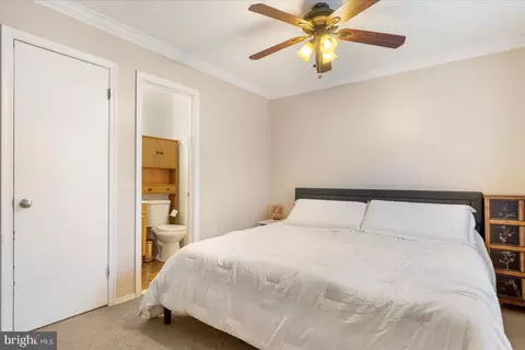 Bedroom - 64 Bar Harbor Rd, Pasadena, MD 21122 photo 2 of 8