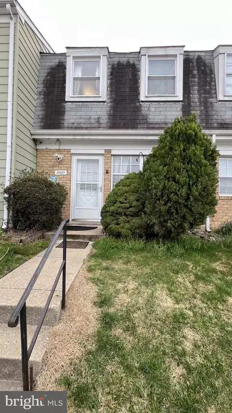 6425 Washington Sq, Glen Burnie, MD 21061
