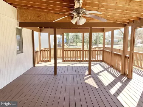 514 Sylview Dr, Pasadena, MD 21122 photo 4