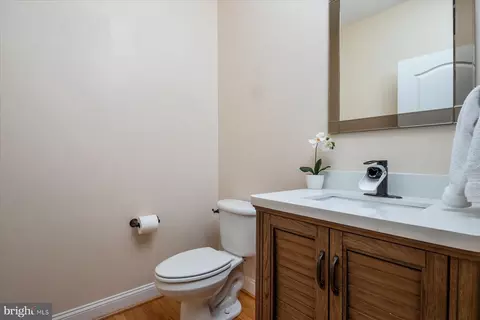 Bath - 1515 Devere Dr, Pasadena, MD 21122 photo 6 of 6