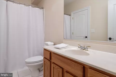 Bath - 1515 Devere Dr, Pasadena, MD 21122 photo 5 of 6