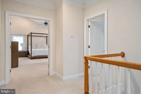 Entry Way - 1515 Devere Dr, Pasadena, MD 21122 photo 4 of 5
