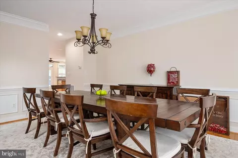 Dining - 1515 Devere Dr, Pasadena, MD 21122 photo 2 of 2