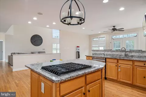 Kitchen - 1515 Devere Dr, Pasadena, MD 21122 photo 4 of 4