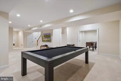 Living - 1515 Devere Dr, Pasadena, MD 21122 photo 9 of 9
