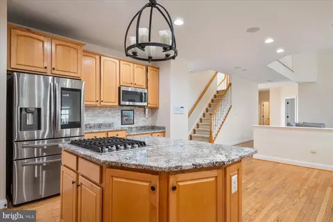 Kitchen - 1515 Devere Dr, Pasadena, MD 21122 photo 3 of 4