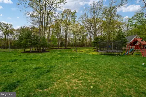 Exterior - 1515 Devere Dr, Pasadena, MD 21122 photo 18 of 22