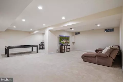 Living - 1515 Devere Dr, Pasadena, MD 21122 photo 7 of 9