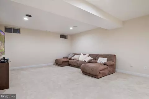 Bedroom - 1515 Devere Dr, Pasadena, MD 21122 photo 8 of 12