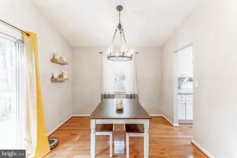 Dining - 560 Dowitcher Ct, Pasadena, MD 21122 photo 1 of 3