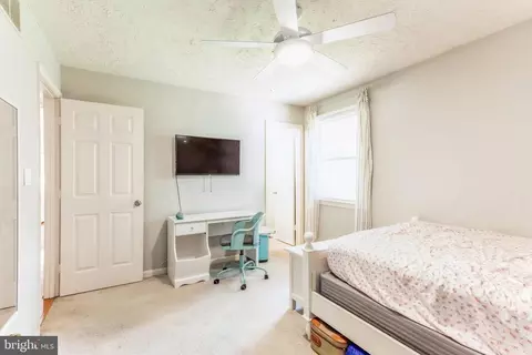 Bedroom - 560 Dowitcher Ct, Pasadena, MD 21122 photo 2 of 8