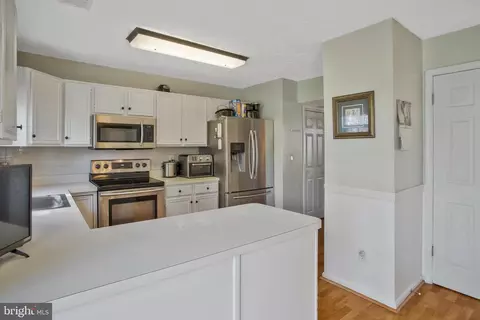 Kitchen - 1203 Castine Ct, Pasadena, MD 21122 photo 4 of 4