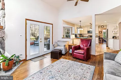 128 Claiborne Rd, Edgewater, MD 21037 photo 17